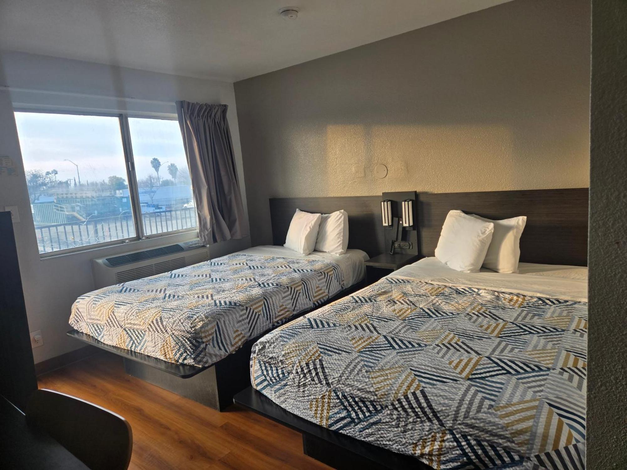 Park Inn By Radisson, Tracy Eksteriør bilde